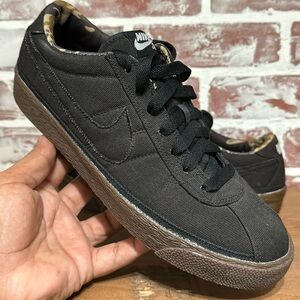 Nike Zoom Bruin SB Men’s Sz 9